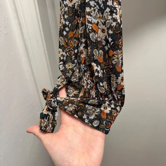 Free People All Dolled Up Floral Top - Picture 7 of 9